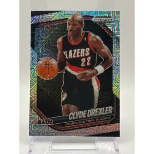 2024-25 Panini Prizm Black Clyde Drexler Legends Mojo Prizm Refractor 2/25 SP
